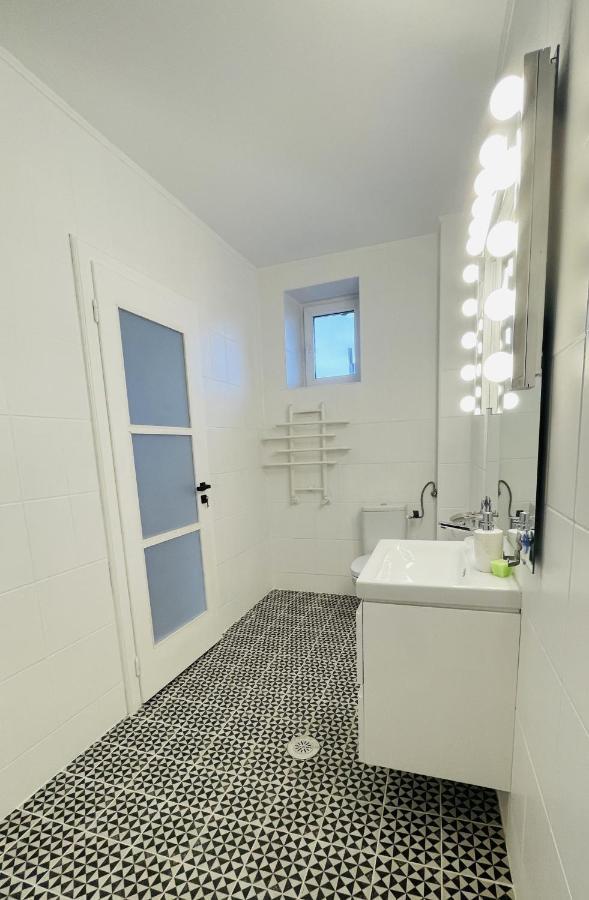 バロテシュティBiolocalia House Dobrogeaアパートメント エクステリア 写真