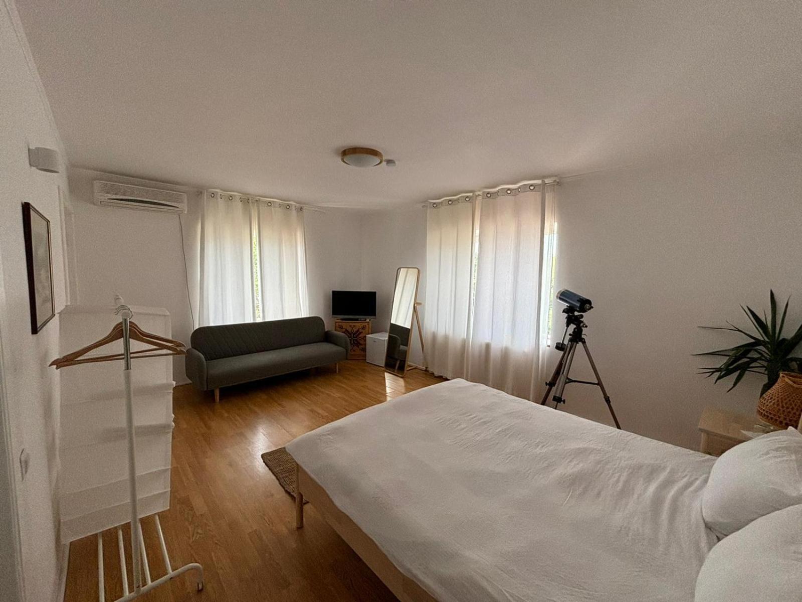 バロテシュティBiolocalia House Dobrogeaアパートメント エクステリア 写真